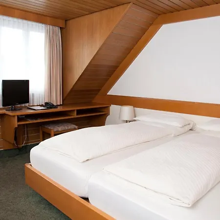 & Restaurant Waldshuter Hof *